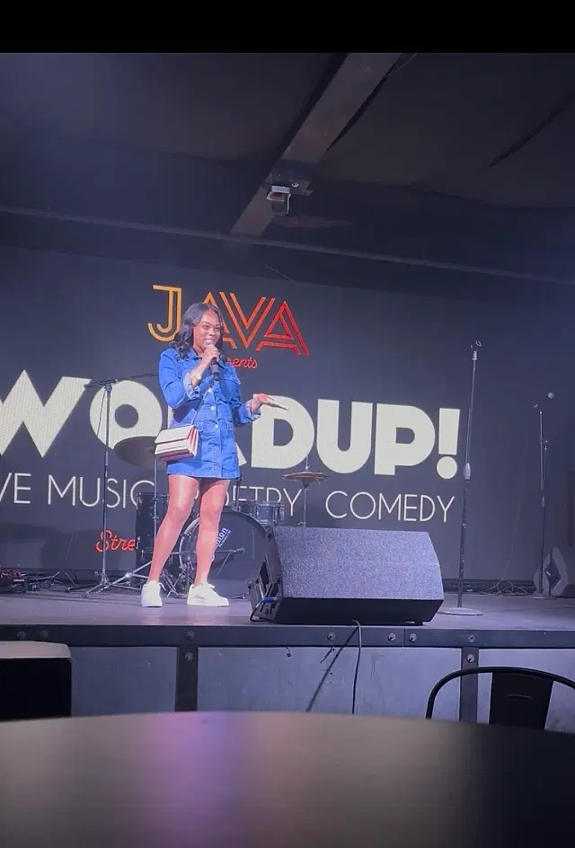 Lauren Howard - comedian