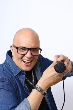 RAFAEL G'EE - comedian