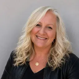 Dana Peterson - comedian