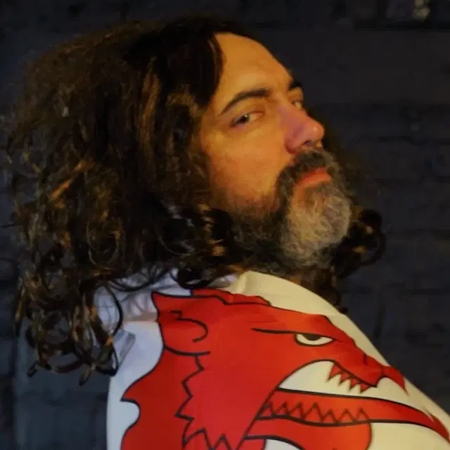 Gareth Hunt - comedian
