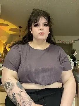 Jessianne Scherer - comedian