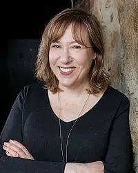 Julie Nye