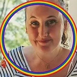 Kat Kendrick û - comedian