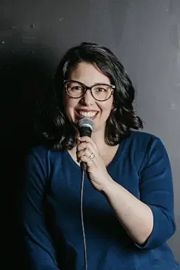 Kelly Thewlis - comedian