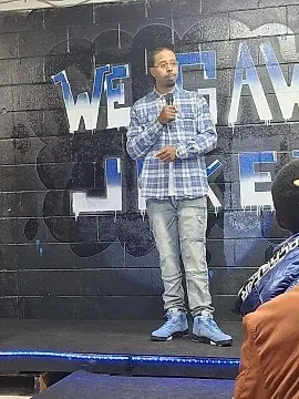 Marcuz Creekwater - comedian