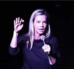 Ramblyn Robyn - comedian