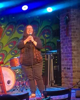 Sarah H. - comedian
