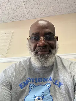 Louis Thomas - comedian