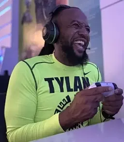 Tylan - comedian