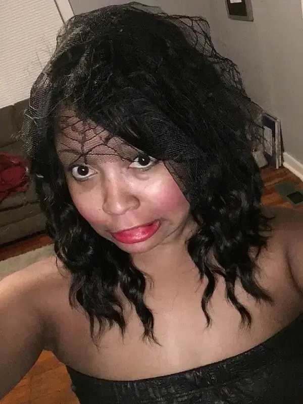 Monique Marie photo