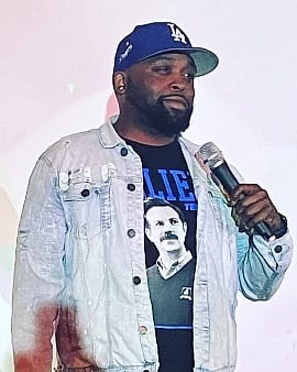 Comedian Higghigg - comedian