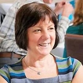 Lesley Caddy - comedian