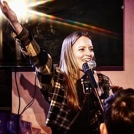 Louisa Corr - comedian