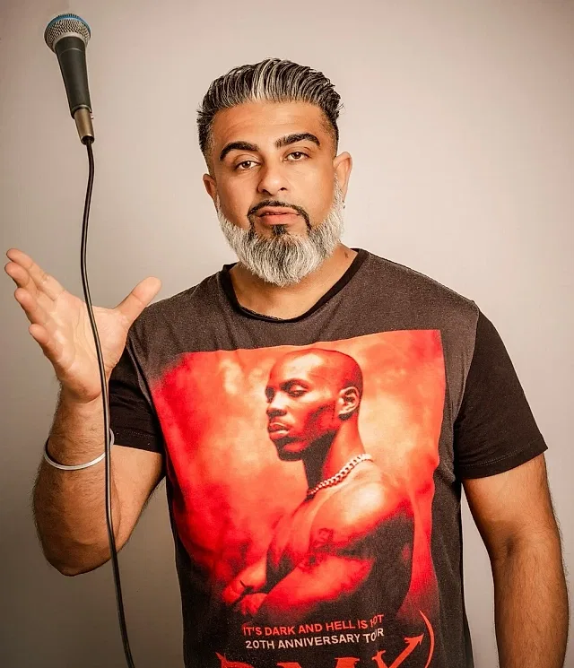 lovdev barpaga - comedian