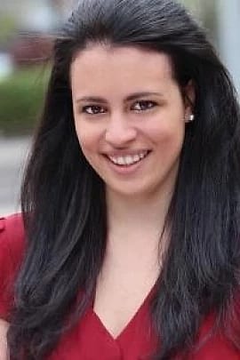 Melissa Cesarano  - comedian