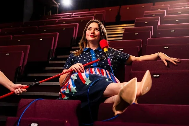 Phoebe Greggor - comedian