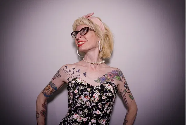 Rachel Summers - comedian