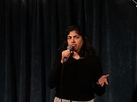 Rebeca Araniva - comedian
