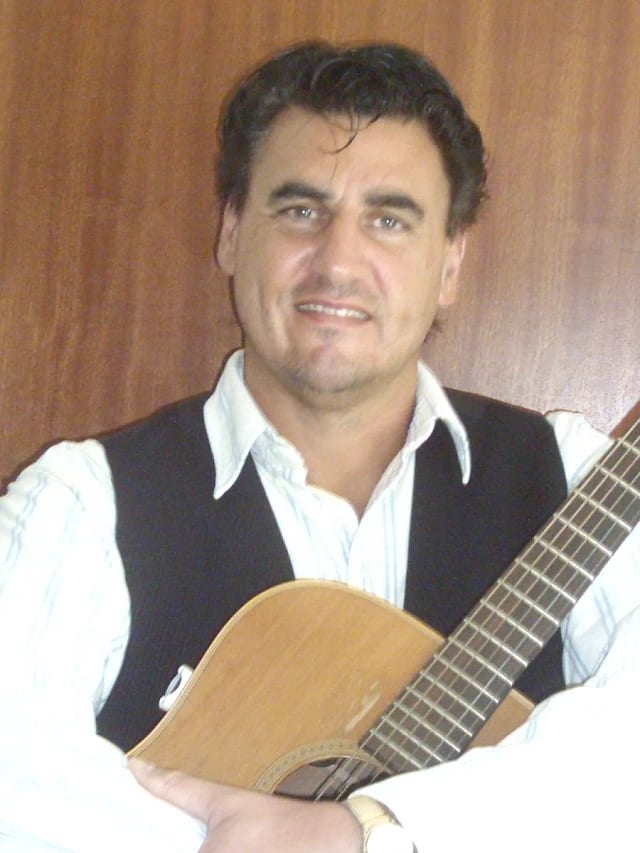 Simon Perigud - comedian