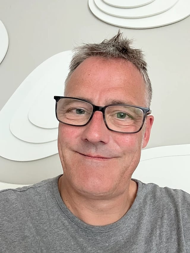 Simon Hoyle - comedian