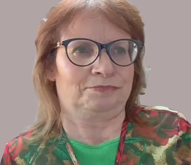 Sophie Weaver - comedian
