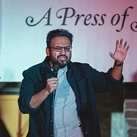 Krishna Hurry - comedian