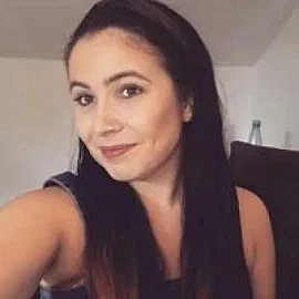 Chloe Roberts - comedian