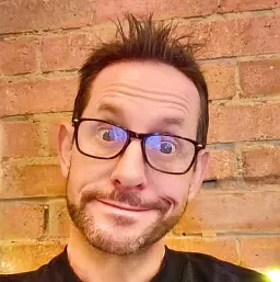 Chris Hitchens - comedian
