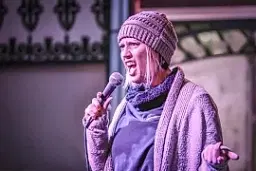 ChristiLeigh - comedian